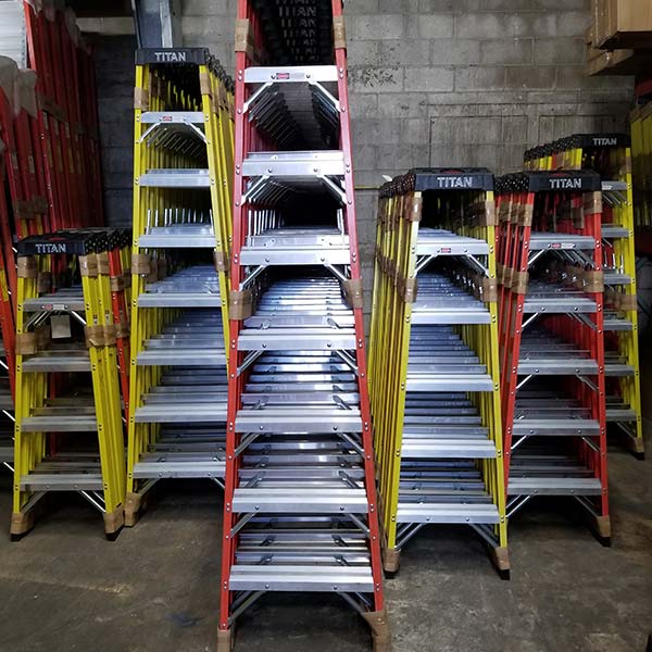 img of ladders from fred rader sales & rentals